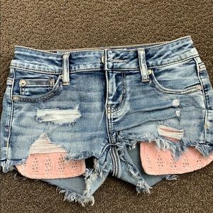 2 pairs of Lace pocket denim shorts